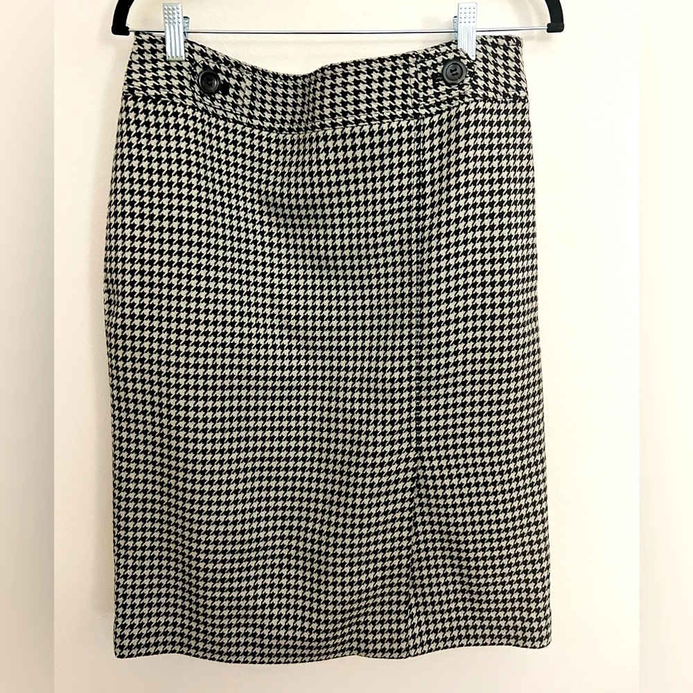 Fall Work Closet- 6: Ann Taylor Skirt